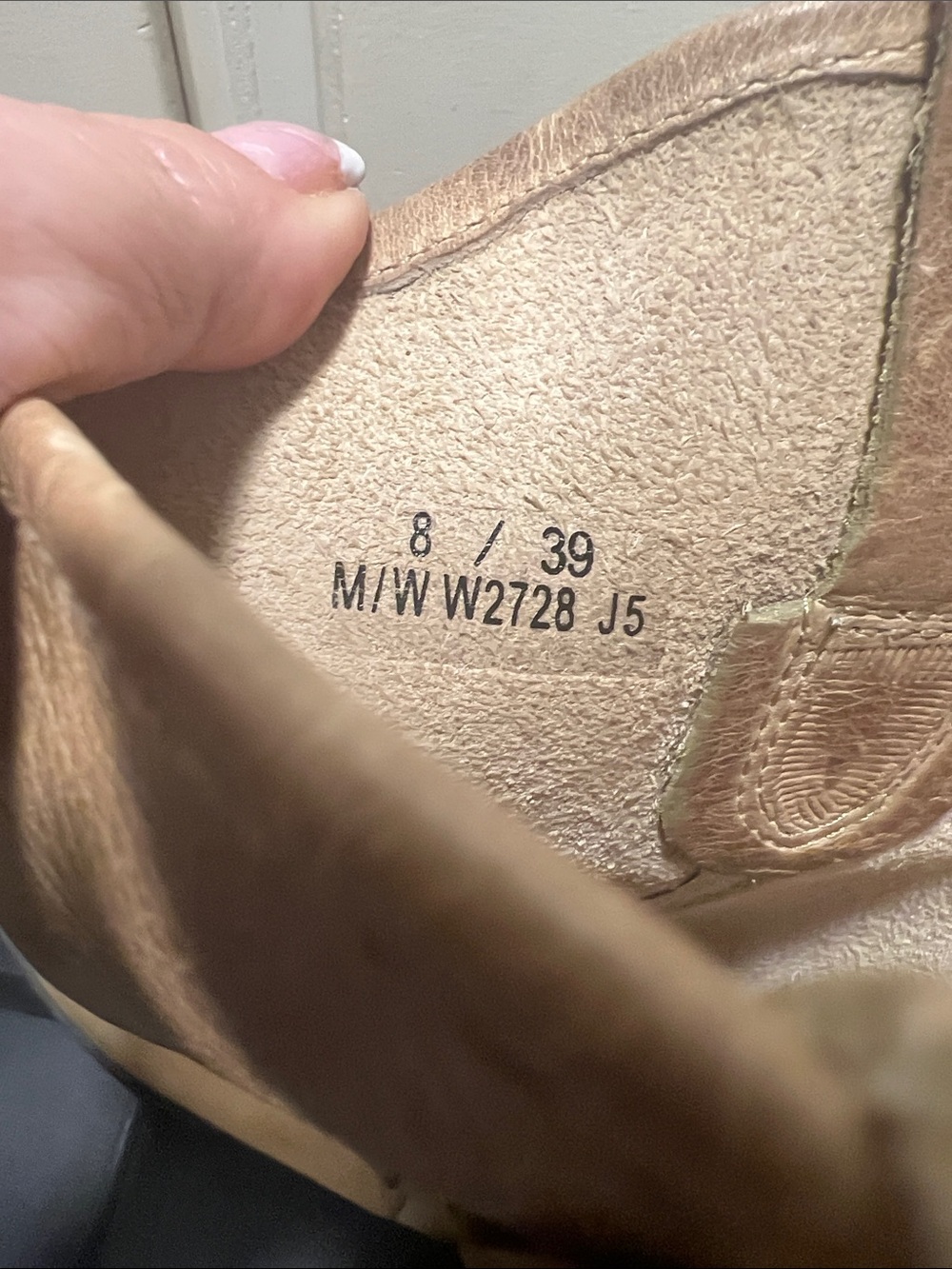 Born Tan Grain Leather Mid-Calf Pull-On Boots Size 8 - Picture 8 of 10